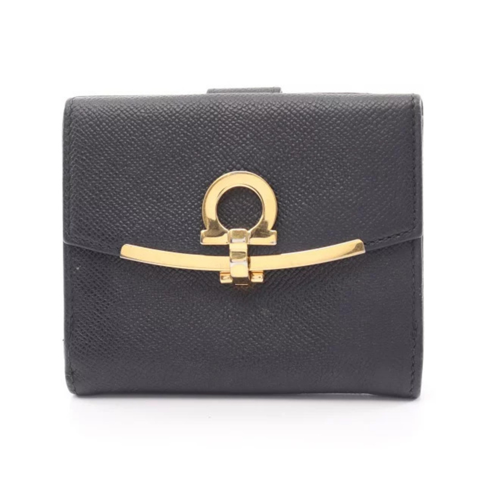 Salvatore Ferragamo Gancini Bifold Wallet Leather Black